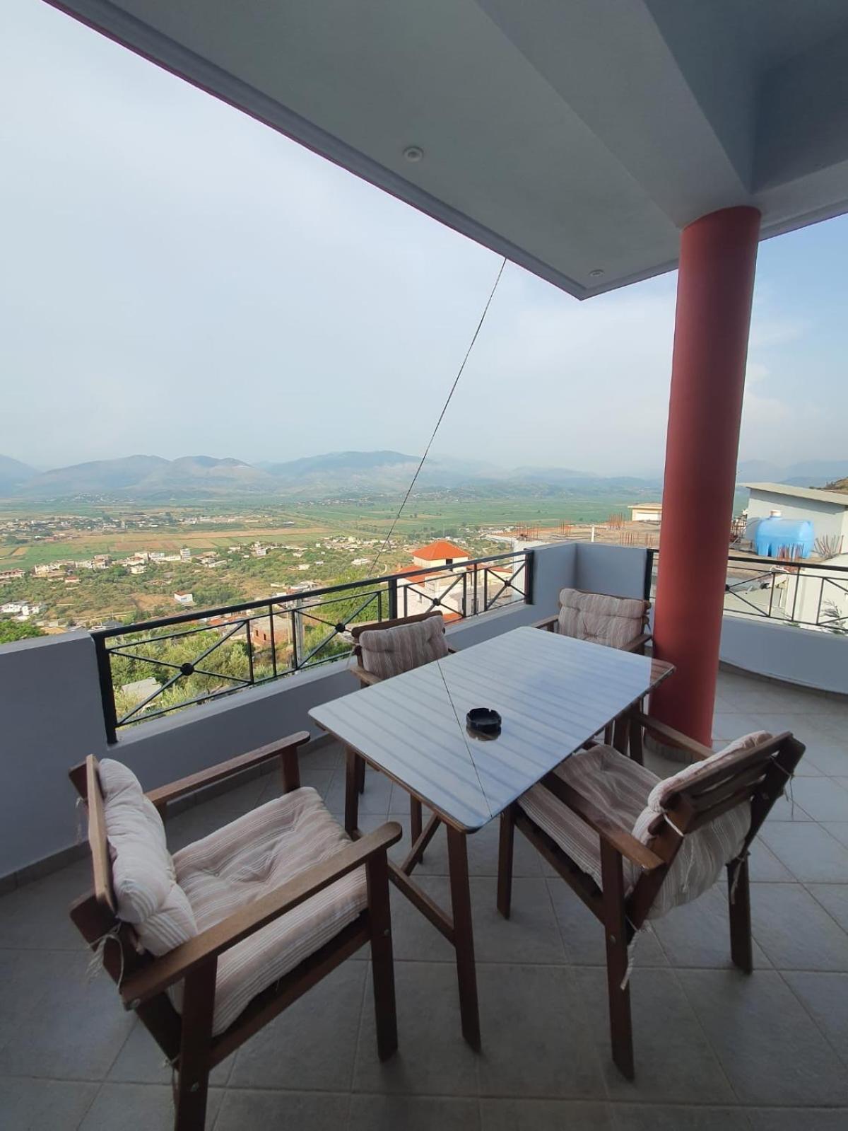 Vila Flamuri Sarandë エクステリア 写真