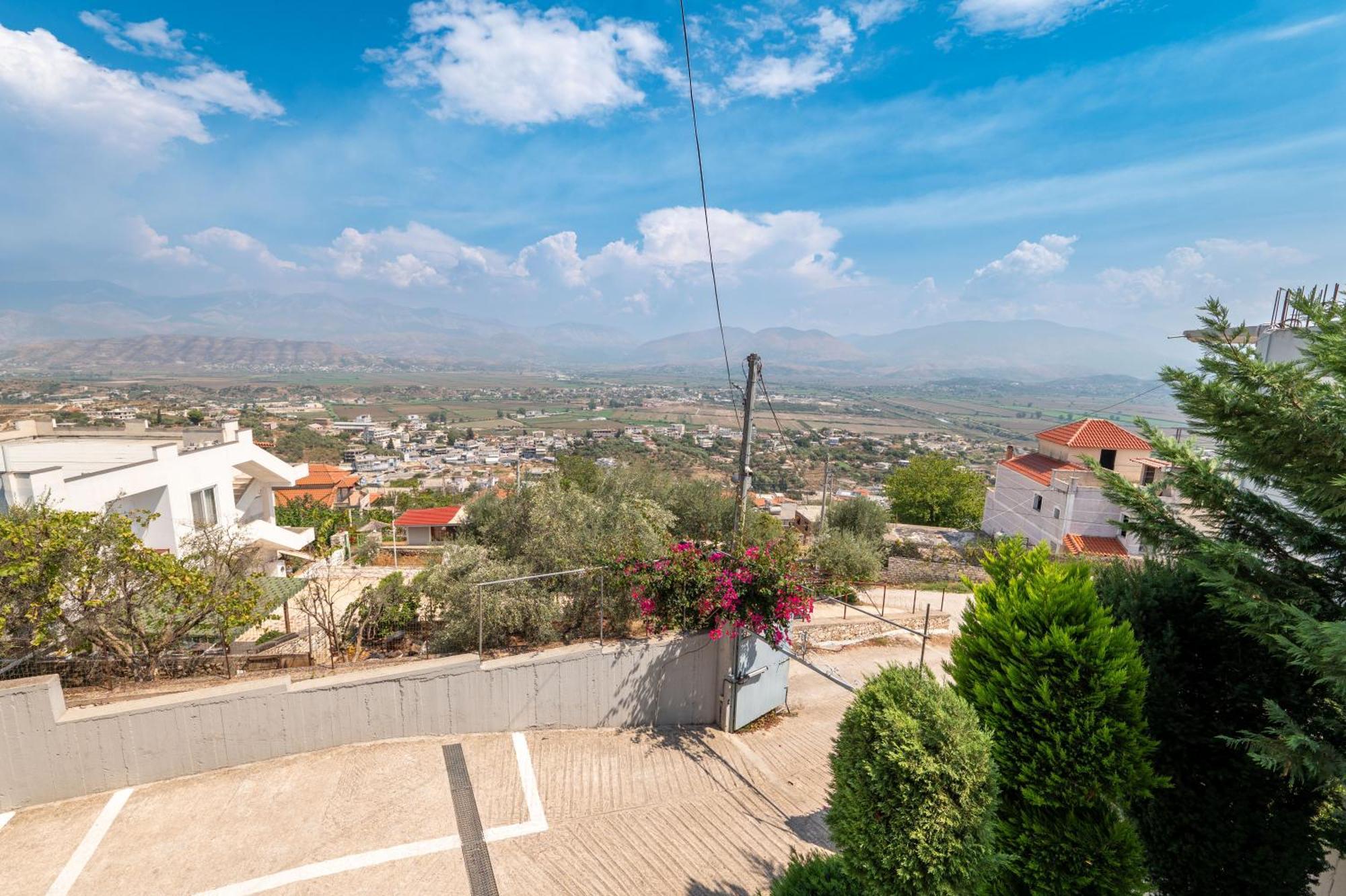 Vila Flamuri Sarandë エクステリア 写真