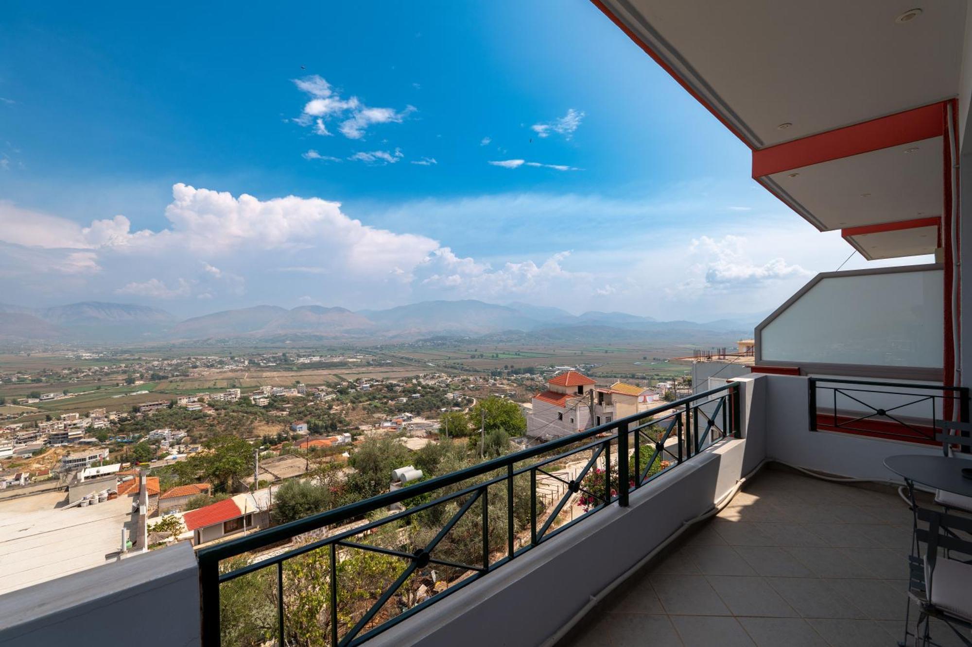 Vila Flamuri Sarandë エクステリア 写真